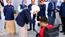 Kisah Haru Nabil Sidoarjo: Tak Bisa Berjalan Pasca Kecelakaan, Kini Dapat Kursi Roda dan Jaminan Pendidikan dari Lita Machfud Arifin