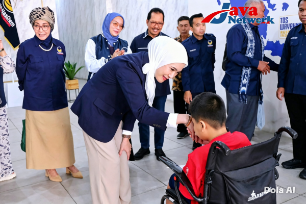 Kisah Haru Nabil Sidoarjo: Tak Bisa Berjalan Pasca Kecelakaan, Kini Dapat Kursi Roda dan Jaminan Pendidikan dari Lita Machfud Arifin