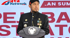 H. Achmad Fauzi Wongsojudo, S.H., M.H., melantik 31 pejabat administrator dan pengawas di lingkungan Pemerintah Kabupaten (Pemkab) Sumenep. Pelantikan berlangsung di Pendopo Agung Keraton Sumenep, Rabu (15/7), 