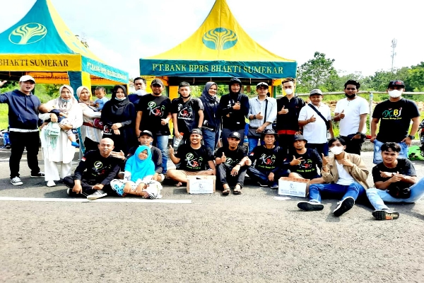 Road Show Komunitas Berbagi Jejak (KBJ) Sumenep Di Jalan Lingkar Utara Kebunan