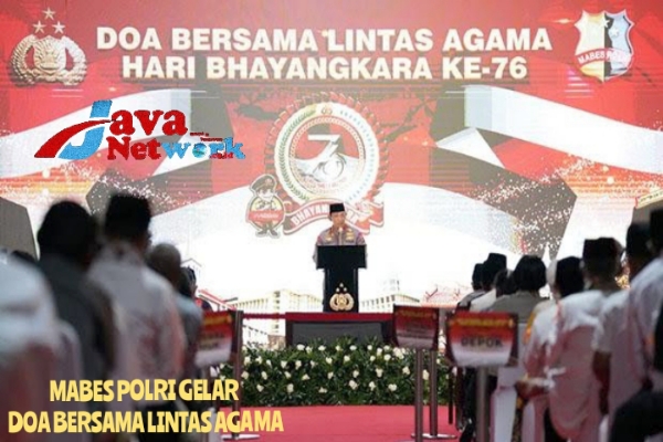 Kapolri Saat Acara Doa Bersama Lintas Agama
