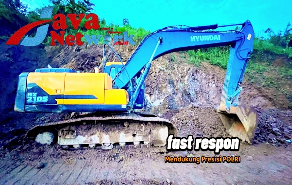 Alat Berat Yang Disita Polda Sulawesi Dilokasi