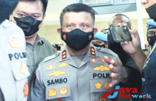 Kadiv Propam Nonaktif Irjen Pol Ferdy Sambo Saat Tiba Di Bareskrim Mabes Polri