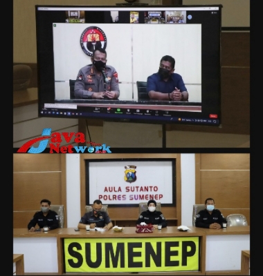 Kabid Humas Polda Jatim Kombes Darminto SIK Bersama Humas Polres Sumenep Saat Jumat Belajar Daring Zoom Meeting 