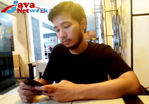 Direktur Pancasila Watch Pusat, Zeth Kobar Warouw, SH