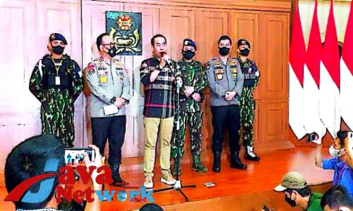 Dirtipidum Bareskrim Mabes Polri Brigjen Pol Andi Rian Djajadi Saat Memberikan Keterangan Pers