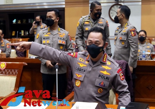 Kapolri Jenderal Pol Drs Listyo Sigit Prabowo MSi Saat Rapat Bersama Dengan Komisi III DPR RI