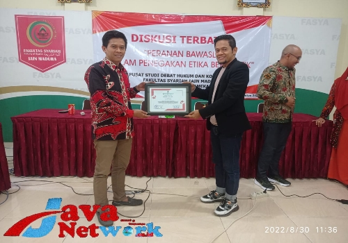 Ketua Asosiasi Pengacara Syariah Indonesia Jawa Timur Sulaisi Abdurrazaq