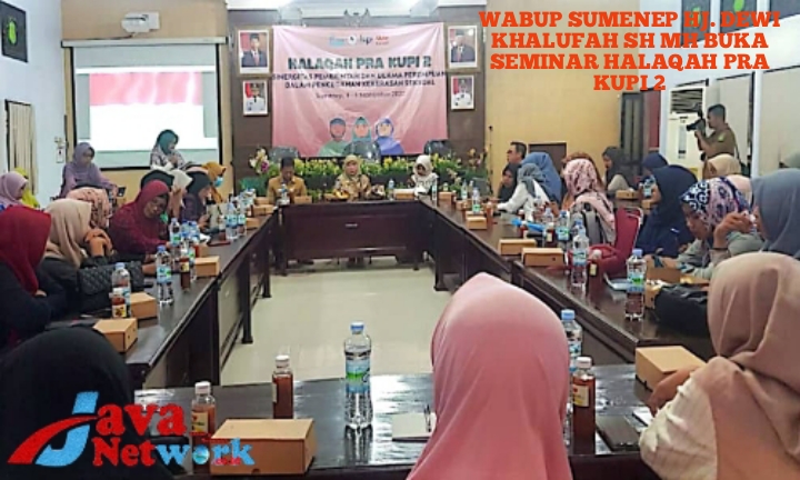 Wabup Sumenep HJ
 Dewi Khalifah Saat Menjadi Narasumber Pada Kegiatan Pra KUPI ke-2 Di Kabupaten Sumenep 