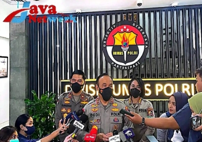 Kadiv Humas Mabes Polri Irjen Pol Dedi Prasetyo saat konferensi pers di Mabes Polri 