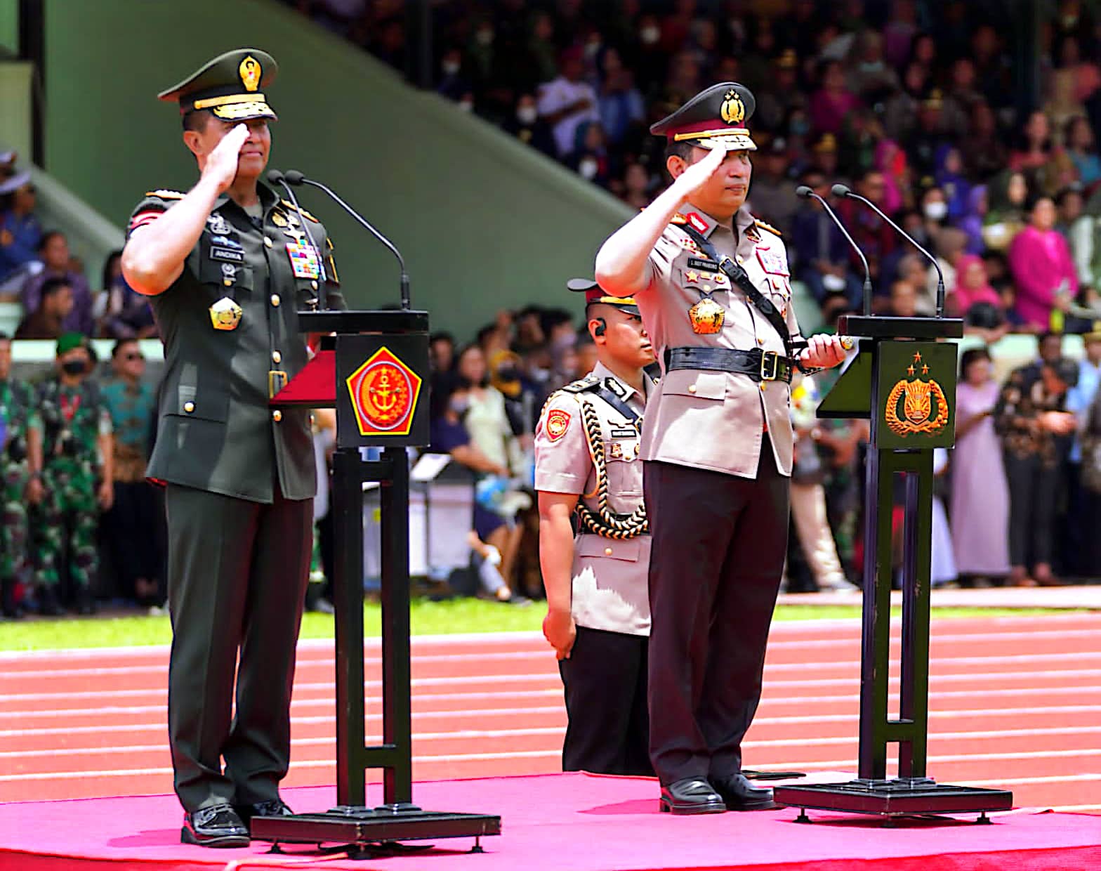 Kapolri Dan Panglima TNI saat Menghadiri Pelantikan Taruna