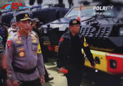 Kapolri Jenderal Polisi Drs Listyo Sigit Prabowo MSi saat Mengecek Kesiapan Pasukan Berkuda Dalam Pengamanan KTT G20