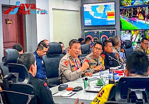 Asops Kapolri Irjen Pol Agung Setya saat Memimpin Rapat Terbatas