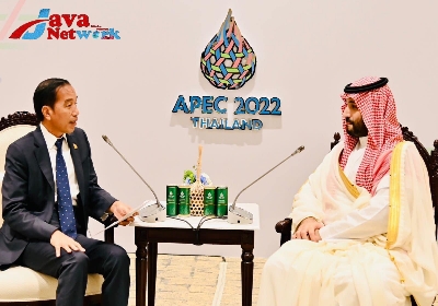 Presiden Jokowi Saat Bertemu Dengan Perdana Menteri Arab Saudi Moh Bin Salman