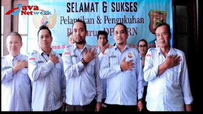 Ketum FRN Agus Flores Bersama Pengurus