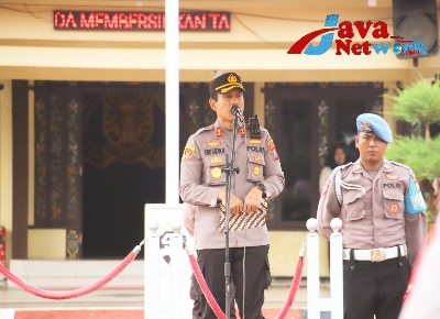 Kapolres Sumenep AKBP Edo Satya Kentriko SH SIK MH Saat Pimpin Apel Jam Pimpinan