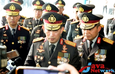 Kapolri Jenderal Polisi Drs Listyo Sigit Prabowo MSi Usai Upacara Penerimaan Dan Pemberangkatan Jenazah