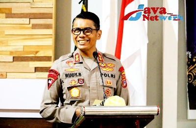 Kapolda Sulteng Irjen Pol Drs. Rudy Sufahriadi