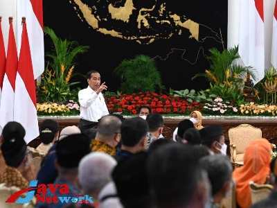 Presiden Jokowi Saat Memberikan Sambutan Pada Acara Penyerahan Sertifikat Tanah PTSL