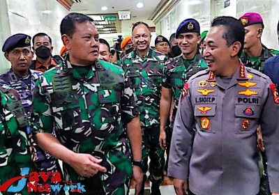 Kapolri Dampingi Calon Tunggal Panglima TNI 