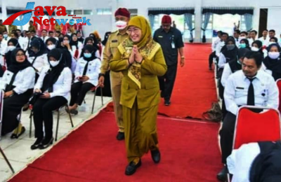 Wakil Bupati Sumenep Hj Dewi Khalifah SH MH Bersama Sekdakab dan Kepala BKPSDM Kabupaten Sumenep