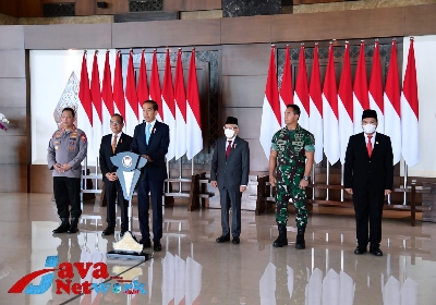 Presiden Jokowi Saat Diantarkan Wapres, Panglima TNI, Kapolri, PJ. Gubernur Banten