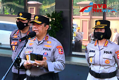 Kadiv Humas Mabes Polri Irjen Pol Dedi Prasetyo Saat Memberikan Keterangan Pers