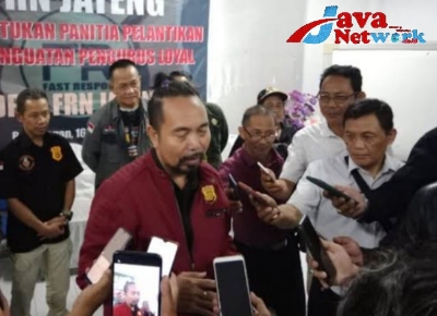 Ketum FRN Agus Flores Saat Di Konfirmasi Awak Media