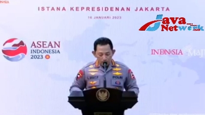 Kapolri Jenderal Polisi Drs Listyo Sigit Prabowo MSi Saat Konferensi Pers Di Istana Mereka Jakarta