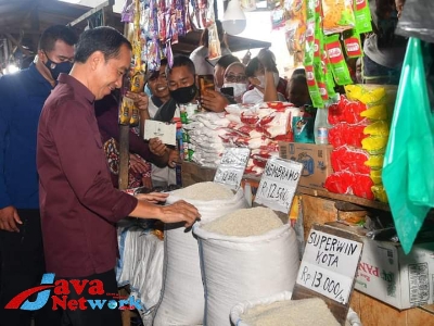 Presiden Cek Harga Sembako di Pasar Airmadidi Minahasa Utara