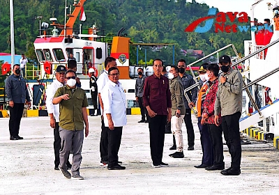 Presiden Jokowi Tinjau Aktivitas di Pelabuhan Likupang