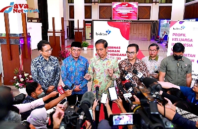 Presiden Jokowi Saat Memberikan Keterangan Pers
