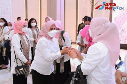Kunjungan Kerja Perdana Ibu Iriana dan Anggota OASE KIM di Tahun 2023