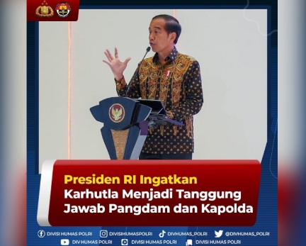 Presiden Jokowi Saat Memberikan Sambutan Pada Rapim TNI-POLRI