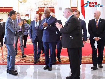 Presiden Jokowi Terima Delegasi World Water Council di Istana Merdeka