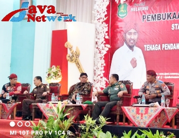 Bupati Sumenep Ra Achmad Fauzi SH MH Bersama Forkopimka Saat Pembukaan Rakor Stakeholder Terkait dan Tenaga Pendamping Profesional