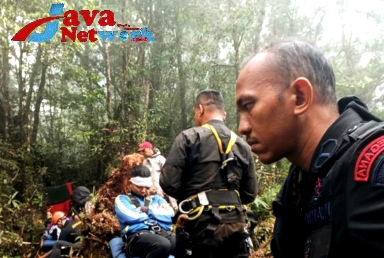 Kapolda Jambi Irjen Rusdi Hartono dan rombongan di Hutan Kerinci