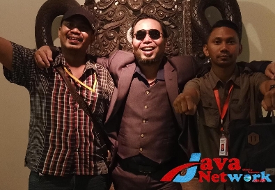 Ketum FRN Agus Flores Bersama Ketua DPW FRN Jatim