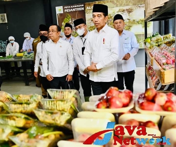 Presiden Apresiasi Model Bisnis Pertanian di Ponpes Al-Ittifaq
