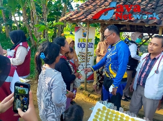 Jumat Curhat Peduli Stunting, Polres Sumenep Berikan Vitamin dan Sembako