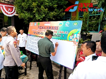 Deklarasi Sekolah Ramah Anak 2023, Danramil Kota Turut Menandatangani Papan Deklarasi