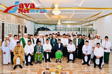 Presiden Jokowi Gelar Pertemuan Dengan Tokoh Agama dan Tokoh Adat Kalimantan Selatan
