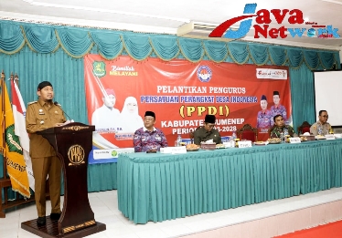 Bupati Sumenep Ra Achmad Fauzi Saat Memberikan Sambutan Pada Pelantikan Pengurus PPDI Kabupaten Sumenep