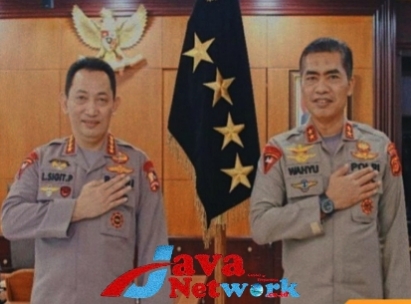 Kapolri Jenderal Polisi Drs Listyo Sigit Prabowo MSi dan Kabaintelkam Polri Komjen Wahyu Widada