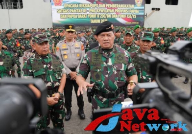 Panglima TNI Lepas Keberangkatan 850 Prajurit Satgas Operasi Pengamanan Papua