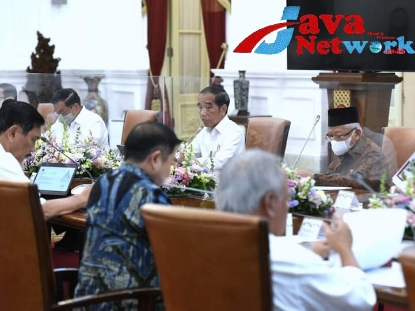 Presiden Gelar Ratas Evaluasi Paruh Waktu RPJMN dan Penyusunan Awal RPJPN