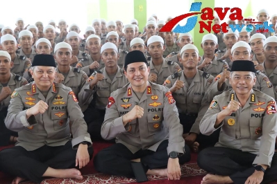 Kalemdiklat Mabes Polri Komjen Pol Rycko Amelza Dahniel Didampingi Kapolda Aceh dan Kabidhumas Polda Aceh