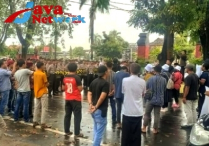 Aksi Unras Wartawan di Polres Sumenep Tuntut Pelaku Kekerasan Jurnalis Tangkap dan Penjarakan