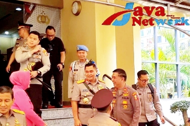 Kapolri Lantik Kabaintelkam, Kabaharkam dan Kalemdiklat Polri