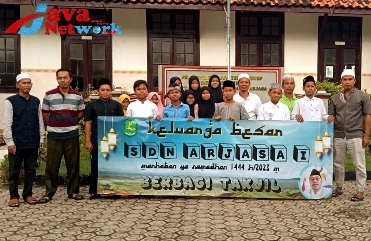Ramadhan Penuh Berkah, SDN Arjasa 1 Pulau Kangean Berbagi Takjil